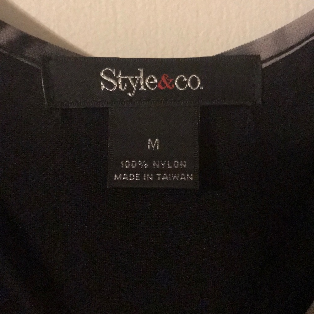 Black & Gray Ruched-neck Top - Picture 3 of 4